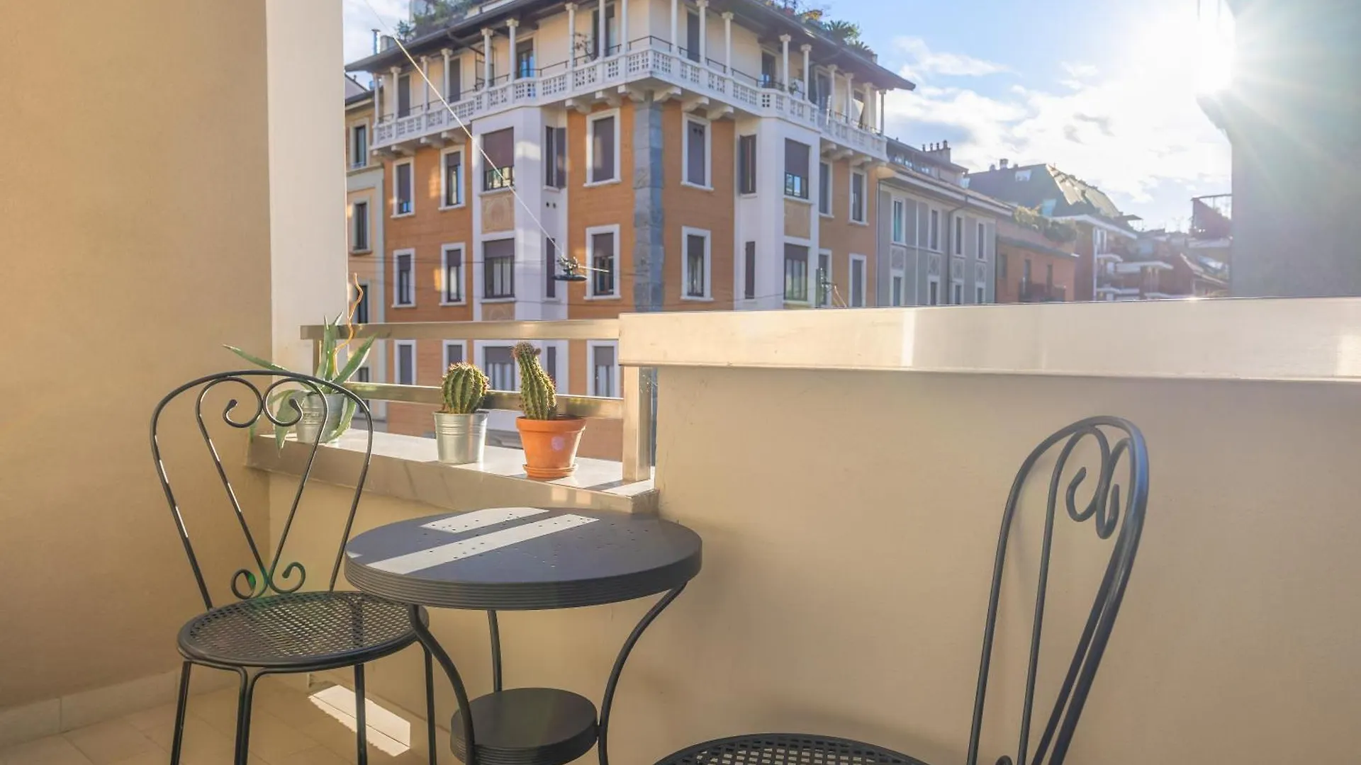 Suite Tra Citylife E Corso Vercelli, Milano 0*, Milan Italy
