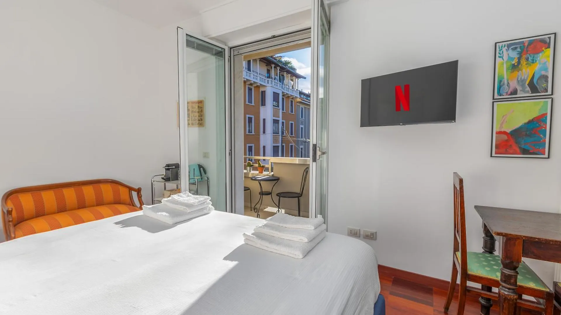 Suite Tra Citylife E Corso Vercelli, Milano Italy